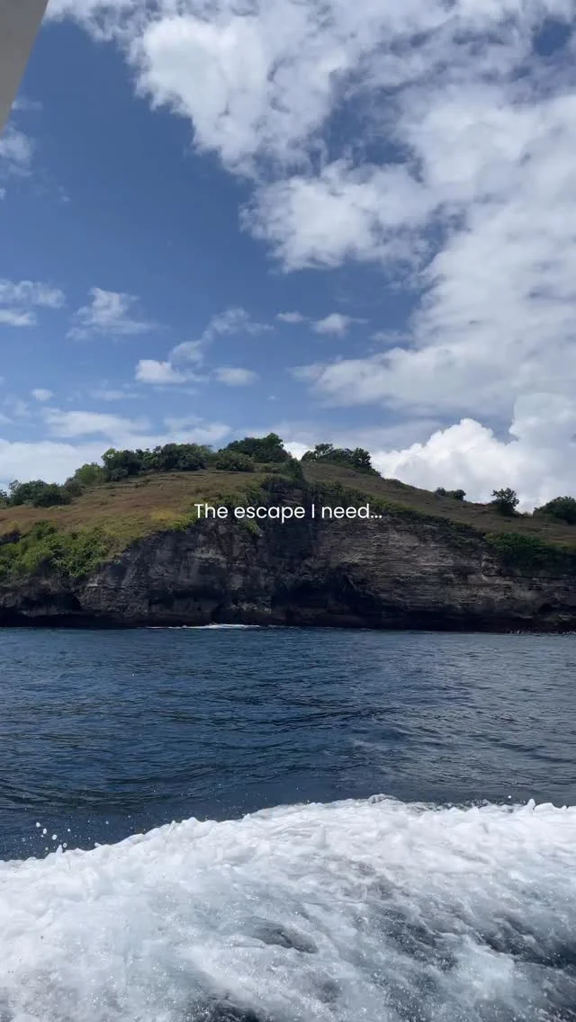 Beneath the surface is where I find peace 🩵🌊🐟
.
Dive with us in Nusa Penida / Nusa Lembongan / Komodo, Indonesia🇮🇩
Follow for more scuba diving content!
.
##scubadiving #diverlife #nusapenida #underwater